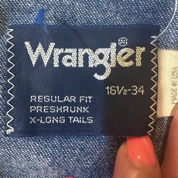 Wrangler Men’s Blue Denim Button-Up Snap Shirt Size 16.5x34 - Picture 2 of 3